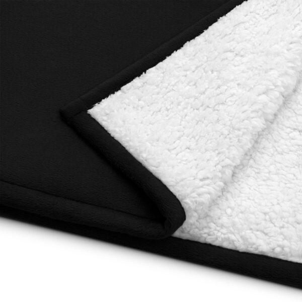 Premium sherpa blanket - Image 5
